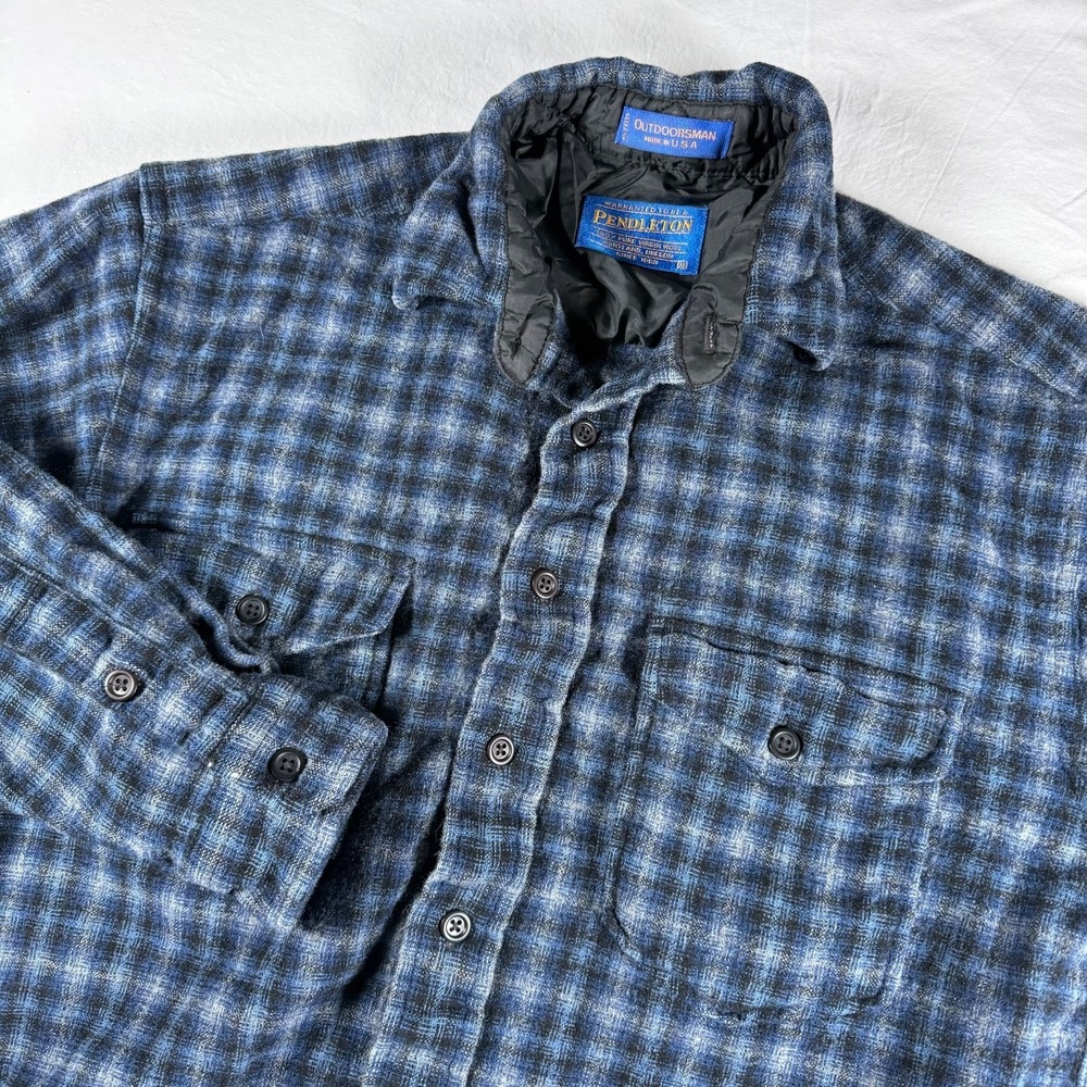 Vintage Pendleton Outdoorsman Shirt Mens Size Med Made in USA Blue Black Flannel